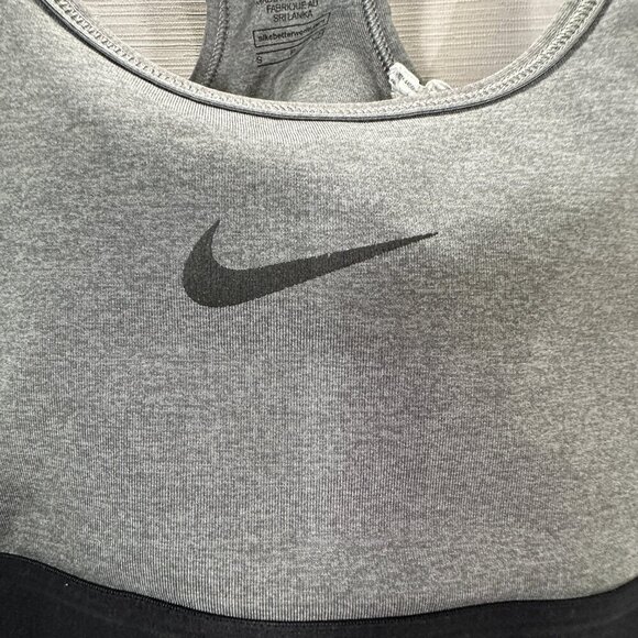 Nike Swoosh Sports Bra Womens Small Gray Stretch Medium Support Pullover - Picture 2 of 5